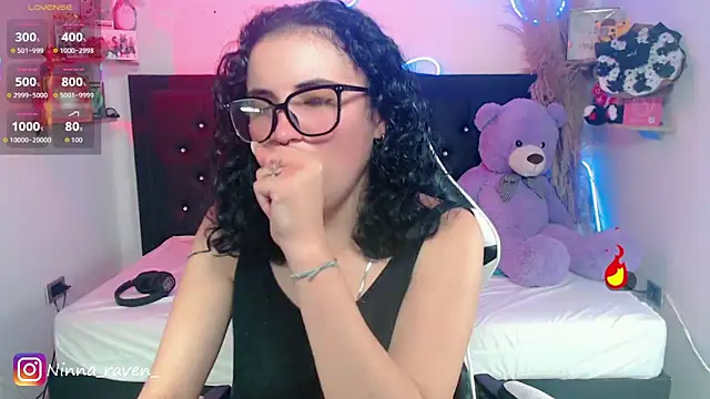 Snapshot of AriaDark chatting on 5, 6, 2026 AriaDark online show from 5, 6, 2026