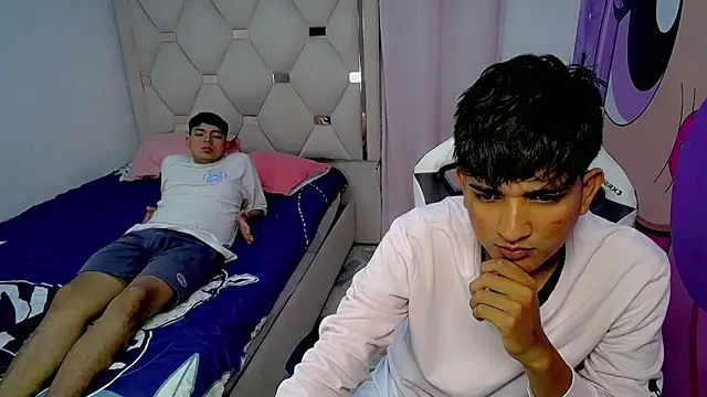 Maxwell boys online show from 11, 2, 2026