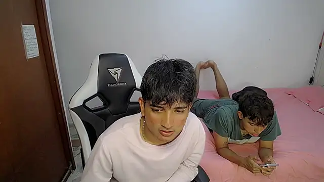 Maxwell boys online show from 3, 3, 2026