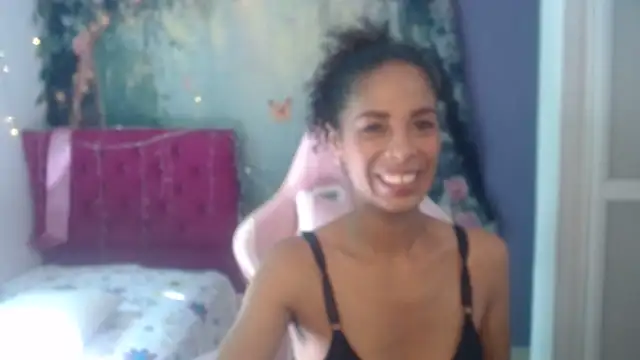 Snapshot of rosa_skinny chatting on 30, 6, 2026 rosa skinny online show from 30, 6, 2026