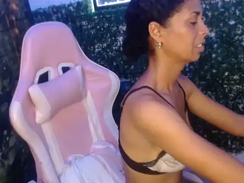 rosa skinny online show from 2, 6, 2026