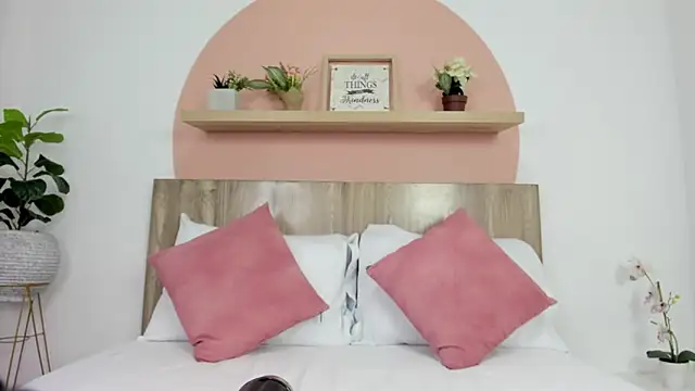 ivette swan online show from 17, 2, 2026