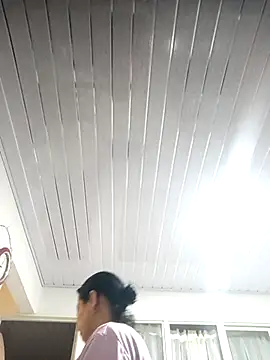 RossyAlvarez online show from 8, 4, 2026