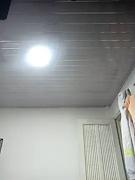 RossyAlvarez online show from 17, 4, 2026