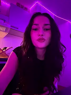 claraaaa06 online show from 18, 1, 2026