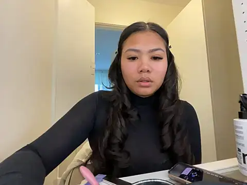 Snapshot of TitiTinyThai chatting on 7, 4, 2026 TitiTinyThai online show from 7, 4, 2026