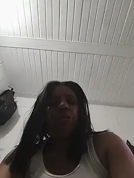 Zeyllyjhonson online show from 17, 7, 2026
