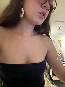 Snapshot of Raven__5 chatting on 18, 6, 2026 Raven 5 online show from 18, 6, 2026