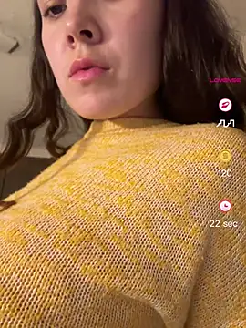 Snapshot of Raven__5 chatting on 14, 5, 2026 Raven 5 online show from 14, 5, 2026