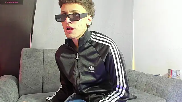 Two sexboys online show from 5, 3, 2026