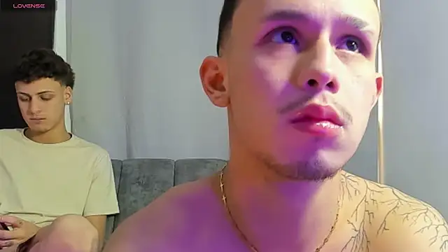 Two sexboys online show from 26, 2, 2026