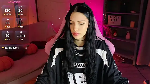 Kelly  Bunny online show from 23, 3, 2026