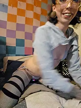 Snapshot of xxEMMxxx chatting on 4, 3, 2026 xxEMMxxx online show from 4, 3, 2026