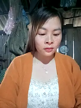 Bling sexy online show from 4, 2, 2026