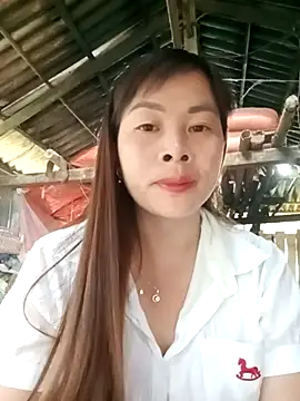 Bling sexy online show from 11, 4, 2026