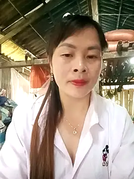 Bling sexy online show from 15, 4, 2026