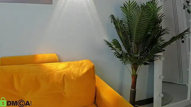 Celine Coello online show from 4, 2, 2026