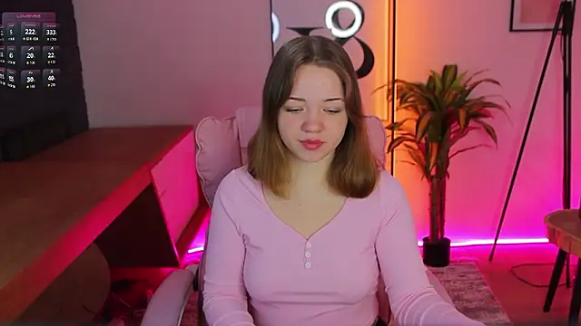 Kiss Moon online show from 6, 3, 2026