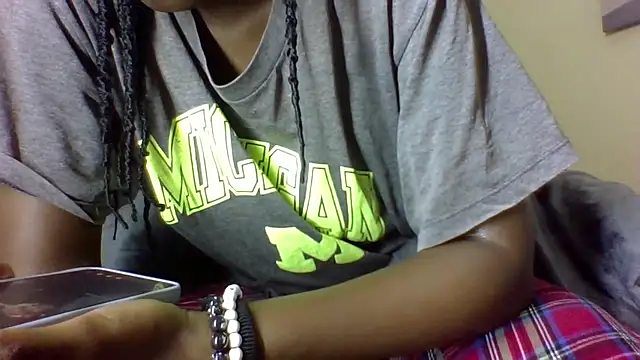 Snapshot of vhahangwele12 chatting on 12, 5, 2026 vhahangwele12 online show from 12, 5, 2026