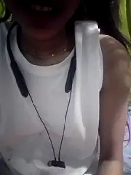Snapshot of Maliha_Chowdhury chatting on 16, 5, 2026 Maliha Chowdhury online show from 16, 5, 2026