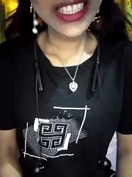 Snapshot of Maliha_Chowdhury chatting on 25, 5, 2026 Maliha Chowdhury online show from 25, 5, 2026