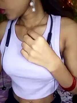 Maliha Chowdhury online show from 20, 4, 2026