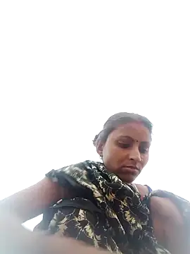 Snapshot of Juli_rathore chatting on 2, 6, 2026 Juli rathore online show from 2, 6, 2026