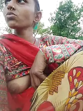 Snapshot of Juli_rathore chatting on 29, 5, 2026 Juli rathore online show from 29, 5, 2026