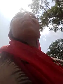 Snapshot of Juli_rathore chatting on 26, 4, 2026 Juli rathore online show from 26, 4, 2026