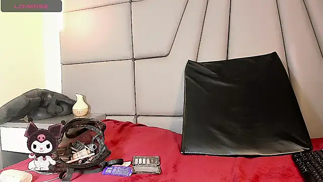 Miss-Saraii online show from 22, 3, 2026