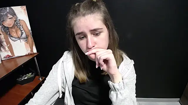 Sunny siren online show from 22, 5, 2026
