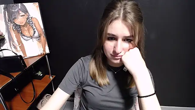Sunny siren online show from 4, 6, 2026