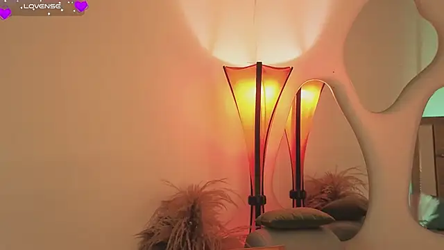 fransheskarossi online show from 29, 3, 2026