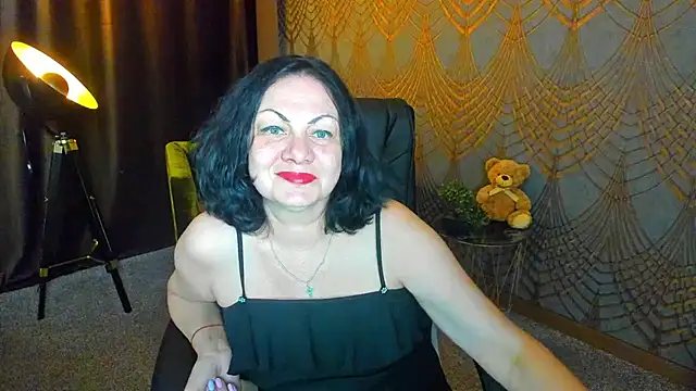Snapshot of IrissMoon chatting on 18, 7, 2026 IrissMoon online show from 18, 7, 2026