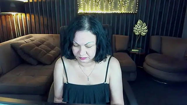 Snapshot of IrissMoon chatting on 30, 6, 2026 IrissMoon online show from 30, 6, 2026