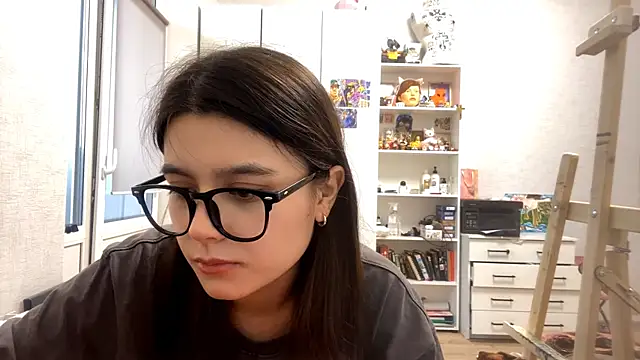 SaintMari online show from 4, 4, 2026