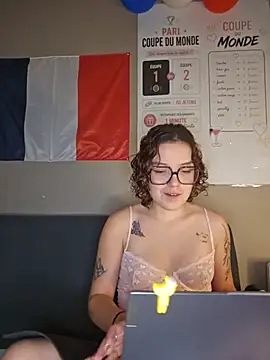 Snapshot of ju_juliette chatting on 17, 7, 2026 ju juliette online show from 17, 7, 2026