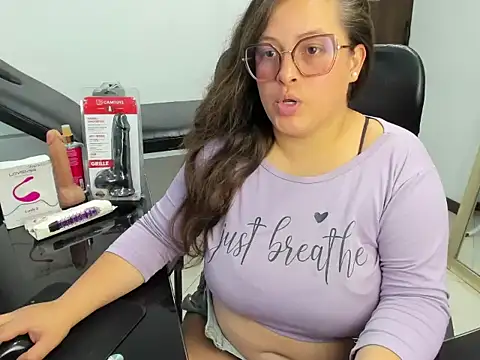 Sarah Boobs  online show from 12, 2, 2026