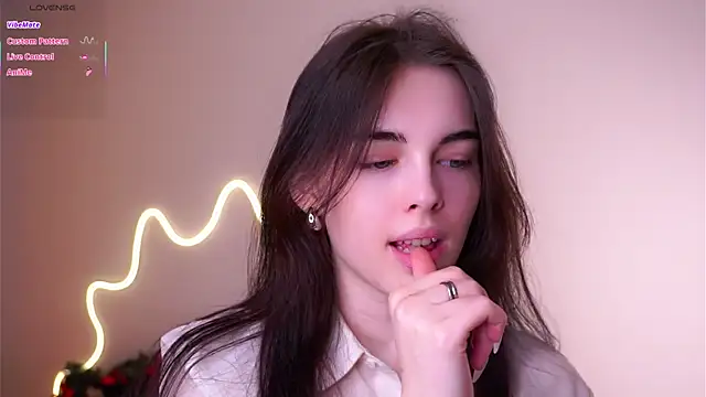 MirnaTellado online show from 9, 2, 2026