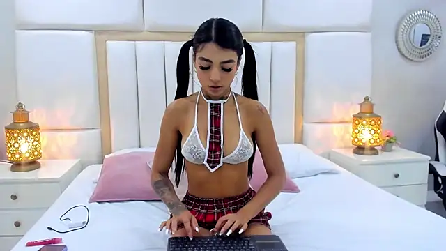 AbannyRogerss online show from 7, 7, 2026