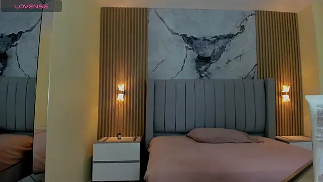 BELLA STONE3 online show from 9, 2, 2026