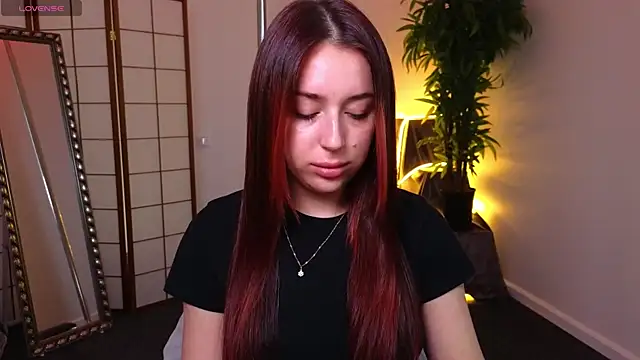 Snapshot of AnikaHarryson chatting on 12, 5, 2026 AnikaHarryson online show from 12, 5, 2026