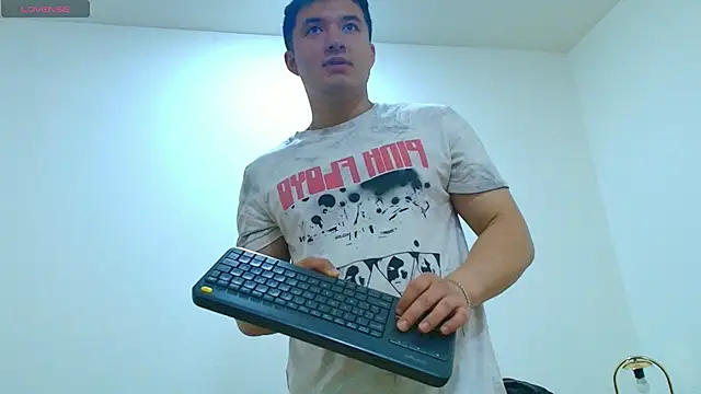 Alexander Connor online show from 31, 3, 2026