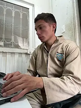 santiObrero online show from 21, 4, 2026