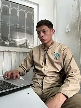 santiObrero online show from 18, 7, 2026
