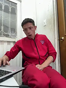 santiObrero online show from 1, 4, 2026