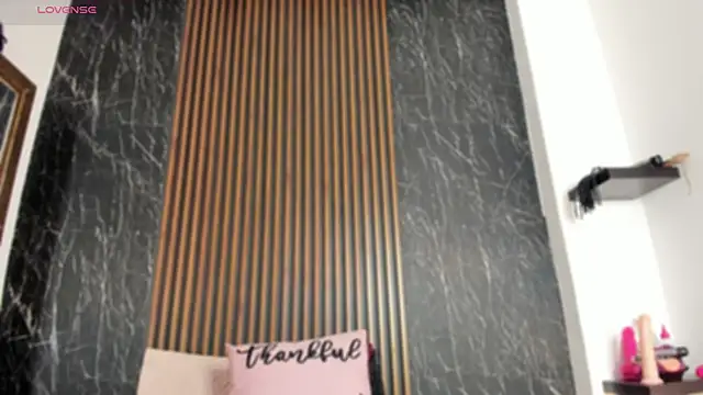 Marilyndackaria  online show from 22, 4, 2026