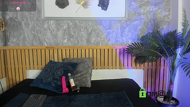 Marilyndackaria  online show from 5, 2, 2026