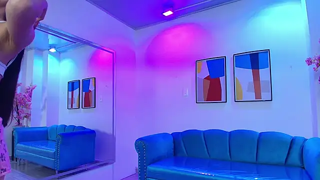 Zoe swan online show from 3, 3, 2026