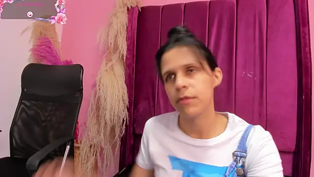 mitzukywinteer online show from 8, 4, 2026